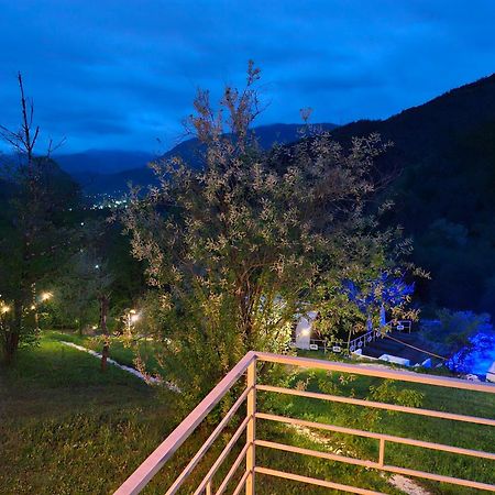 Glamping Georgia Krikhi Hotel Ambrolauri Ngoại thất bức ảnh