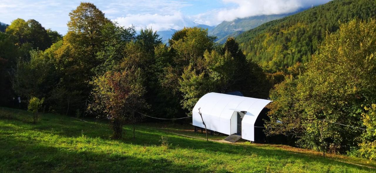 Glamping Georgia Krikhi Hotel Ambrolauri Ngoại thất bức ảnh