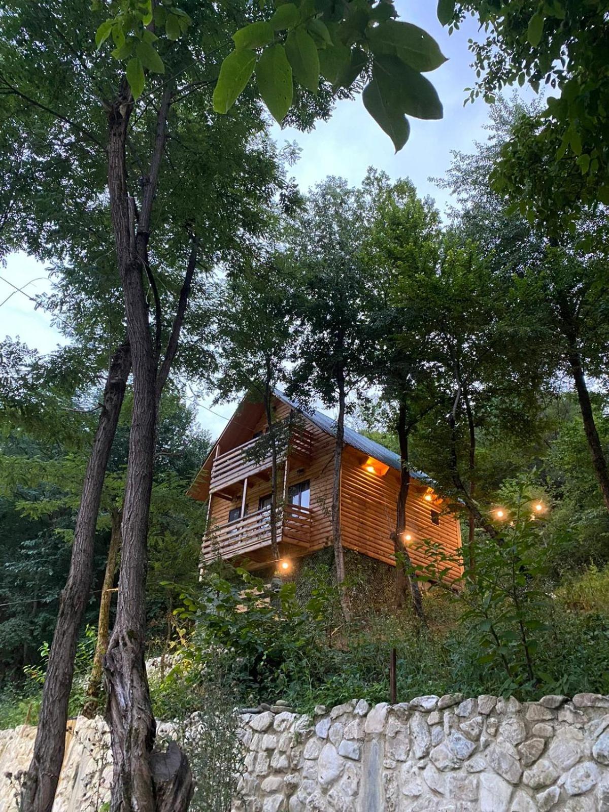 Glamping Georgia Krikhi Hotel Ambrolauri Ngoại thất bức ảnh