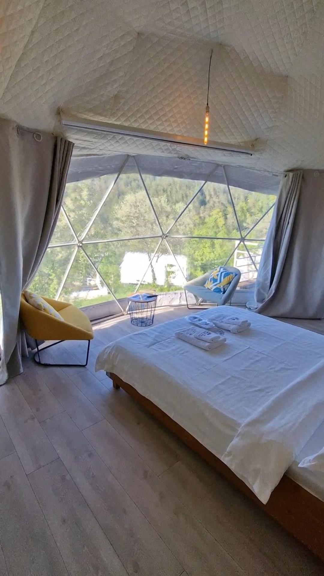 Glamping Georgia Krikhi Hotel Ambrolauri Ngoại thất bức ảnh