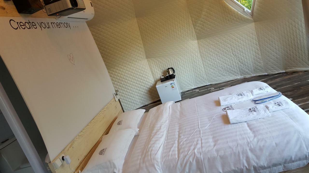 Glamping Georgia Krikhi Hotel Ambrolauri Ngoại thất bức ảnh